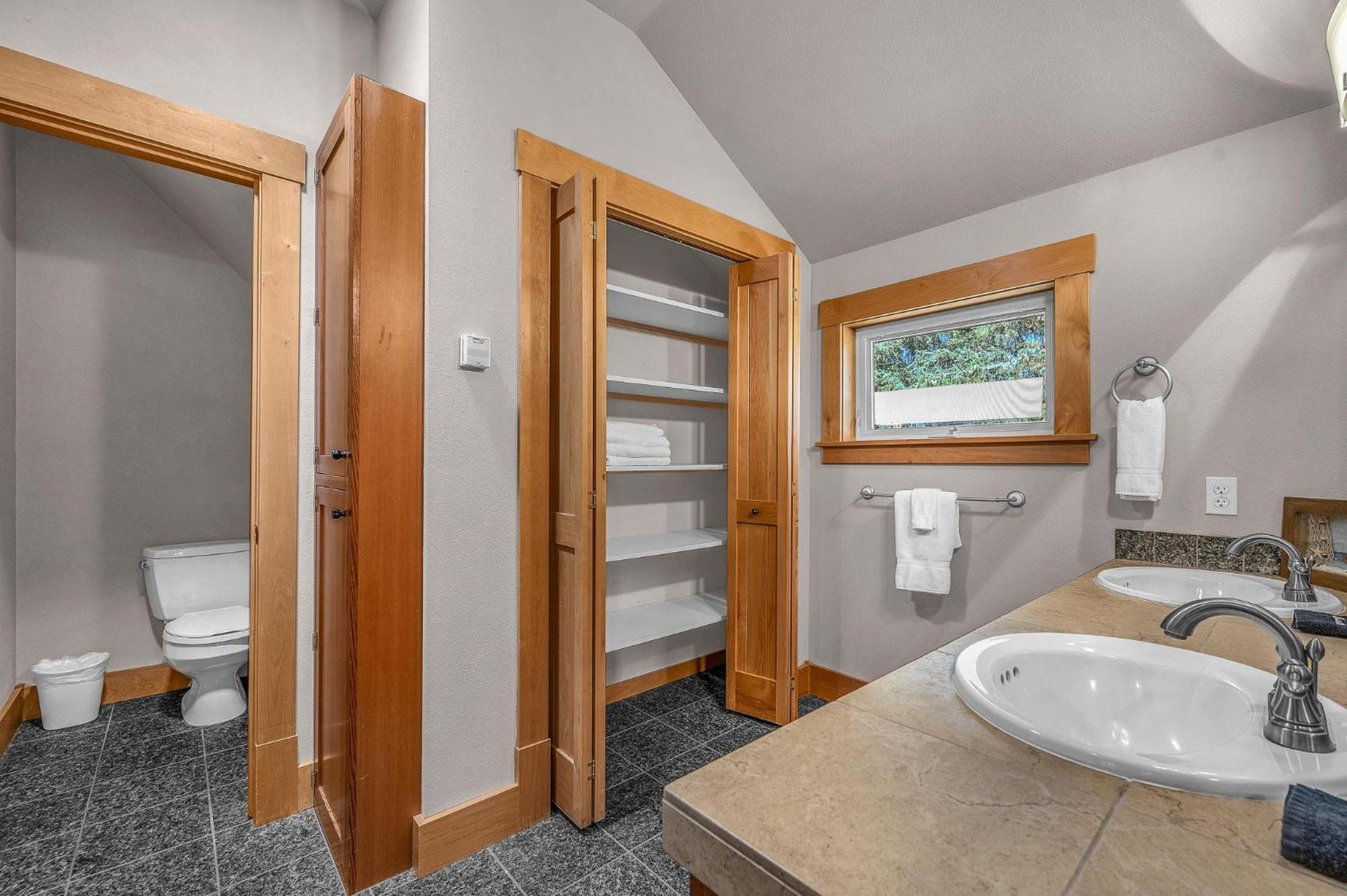 Вилла Schooner Creek Retreat Линкольн-Сити Экстерьер фото